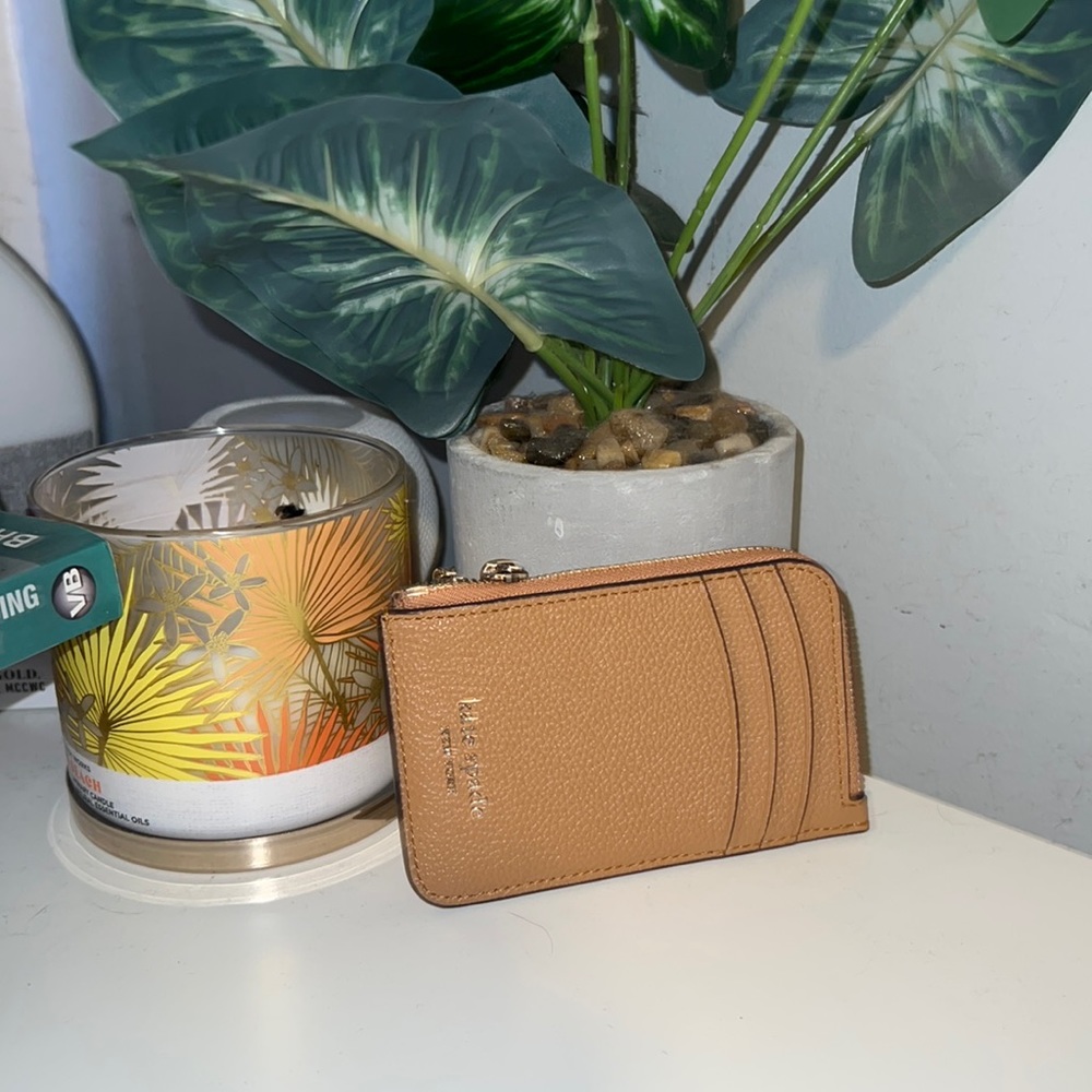 Kate Spade Zip Around Card Holder